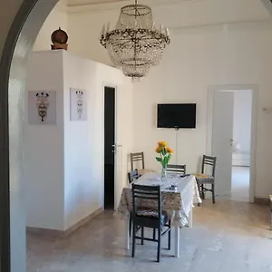  Apartament John Mary House
