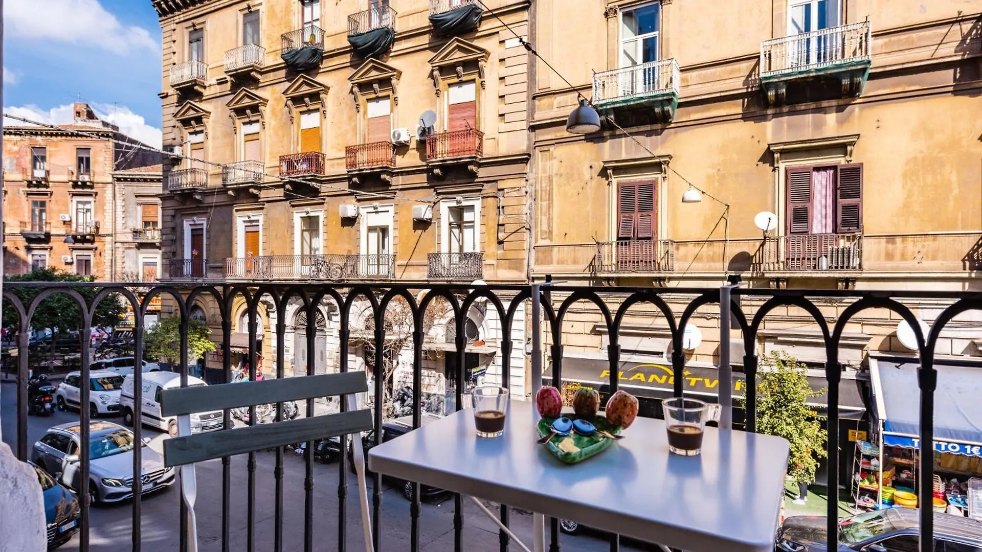 Casa Kyuka: History & Modernity Apartment Catania